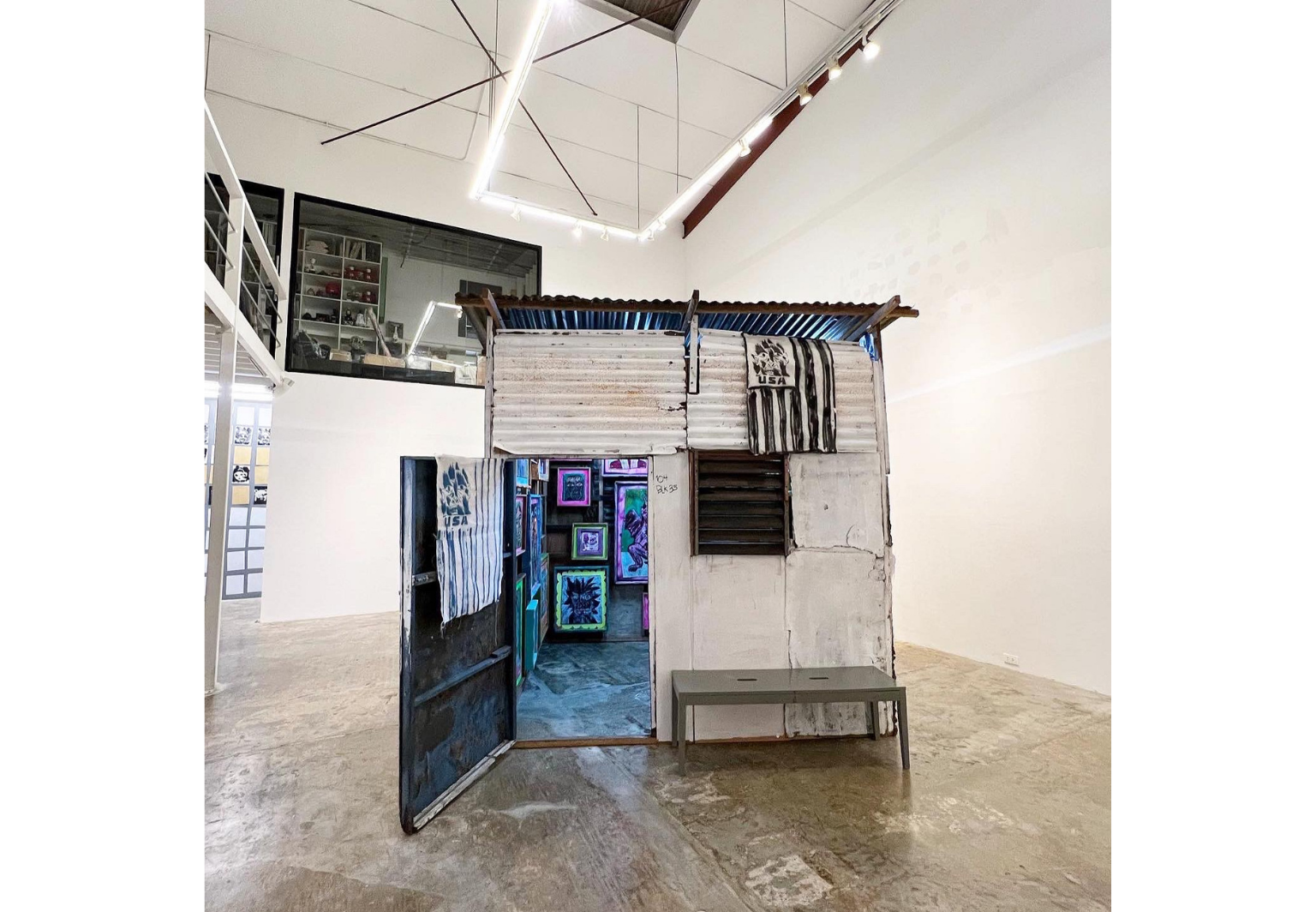 Roger Mond "Declaration of Independence" exhibition at Vinyl on Vinyl Gallery, 2022